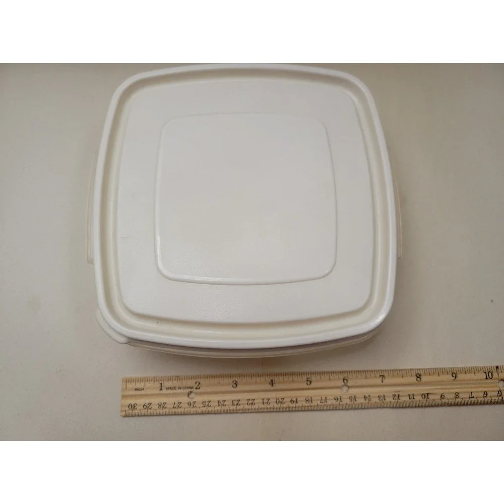 VNT Lot Food Storage Rubbermaid EasyFind Servin'Saver #2 Square Ekco Storemates